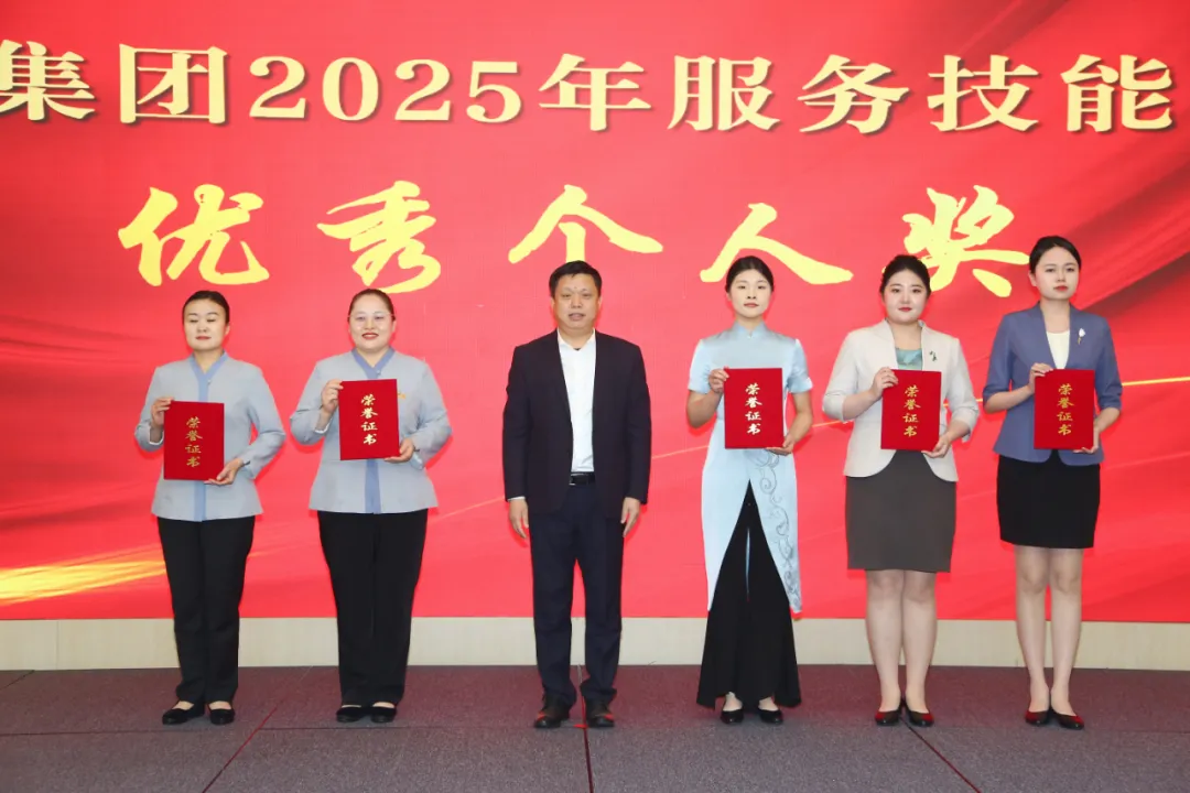 6f7bf9e155d986c40309ddb3b446d76c.webp 26.webp