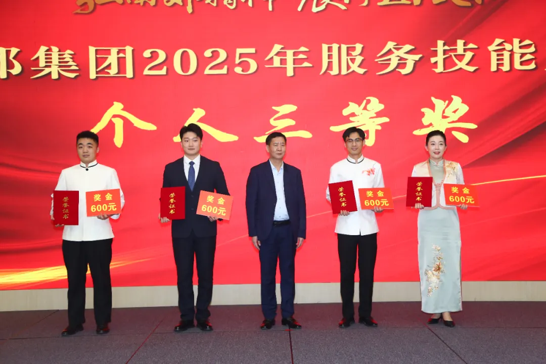 9aaebadb1651e6c0ba72cf3ba4a86351.webp 24.webp